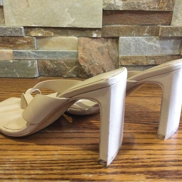 JONATHAN SIMKHAI Evangeline Sandal - Picture 5 of 9